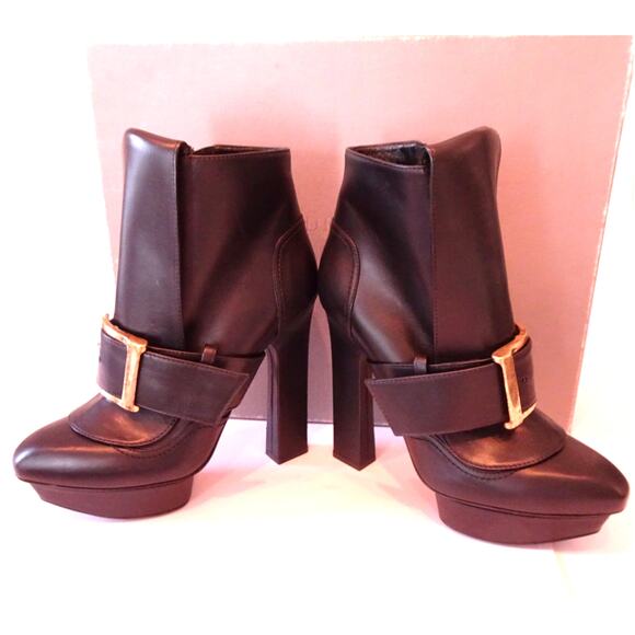 Alexander McQueen Brass Box Buckle Wrap Platform Ankle boots 38.5 NIB 1,890 - Picture 6 of 13